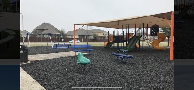 Building Photo - 18708 Dry Pond Dr