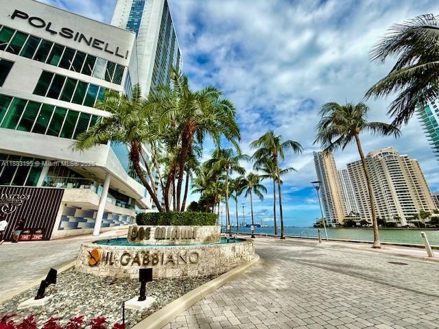 Building Photo - 325 S Biscayne Blvd