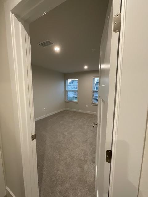 Building Photo - 810 Leni Wy