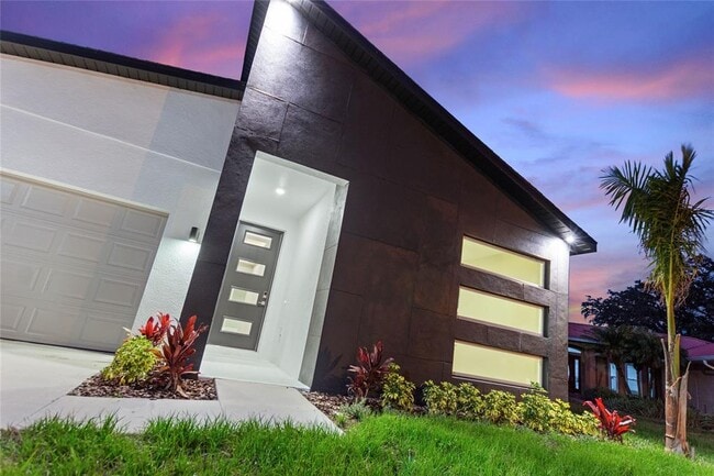 Building Photo - 113 Victoria Ln