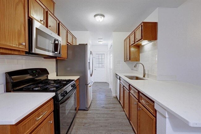 Building Photo - 1314 Zephyr Ln