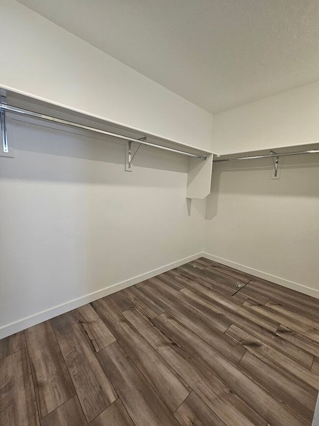 Building Photo - Next to Owhyee Highschool - Newer 3 Bedroom Home