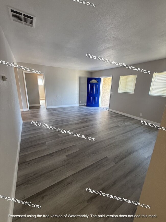 Building Photo - Nice Home For Rent