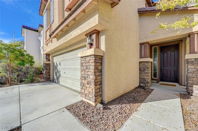 Building Photo - 10644 Tray Mountain Ave