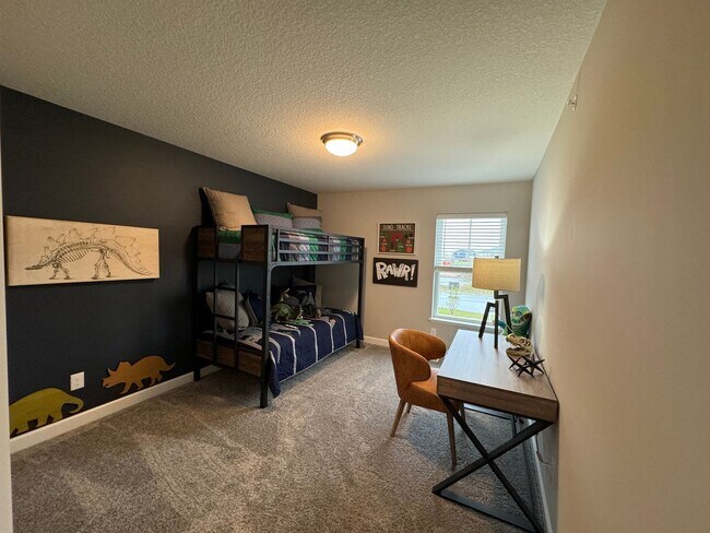 Building Photo - 3BD/ 2BA Townhome in Rosemount Available!