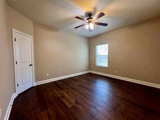 Building Photo - 8700 Evelina Trail