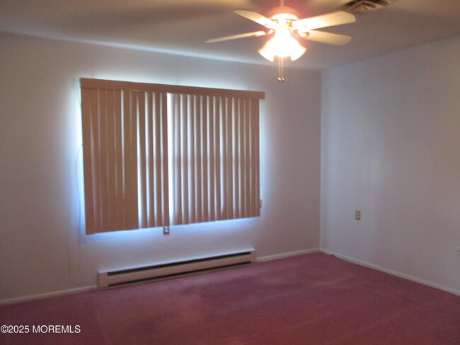 Building Photo - 530A Portsmouth Dr