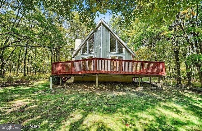 Building Photo - 20 Iowa Rd