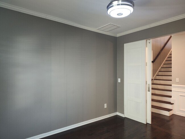 Building Photo - Georgeous 3 bedroom, 2.5 bathroom home located in the Stafford at Longtree community!