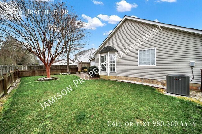 Building Photo - 3614 Braefield Dr