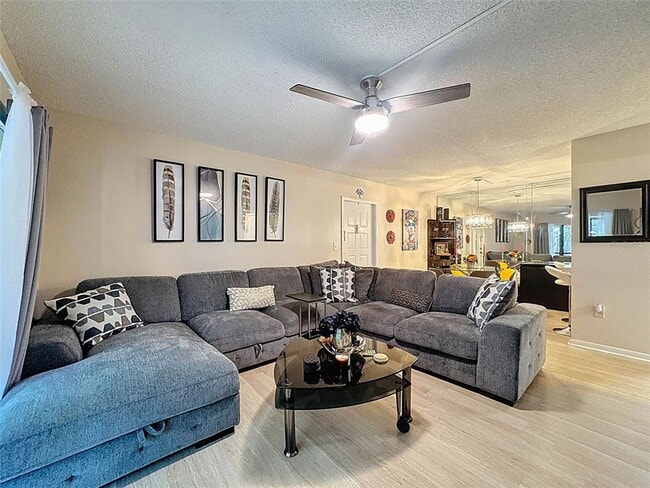 Building Photo - 3188 Lake Pine Way S