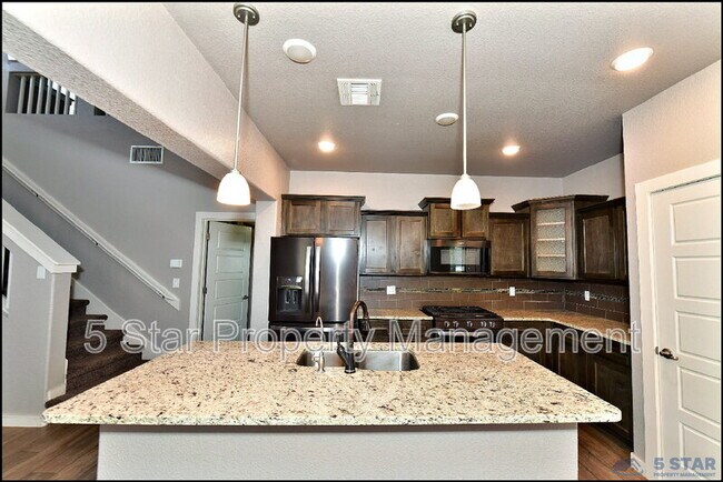 Building Photo - 14925 Willie Worsley Ave