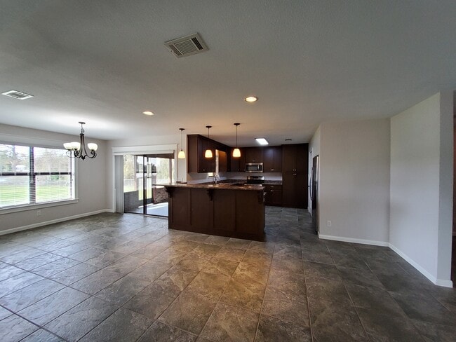 Building Photo - 7402 Hwy 2302