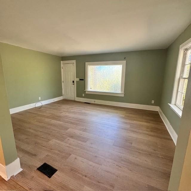Building Photo - 2344 Ripplewater Dr SE