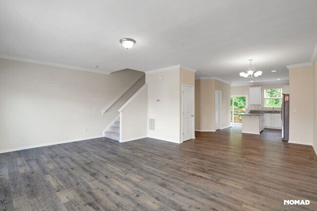 Building Photo - Charming 4BR Townhome in Apex