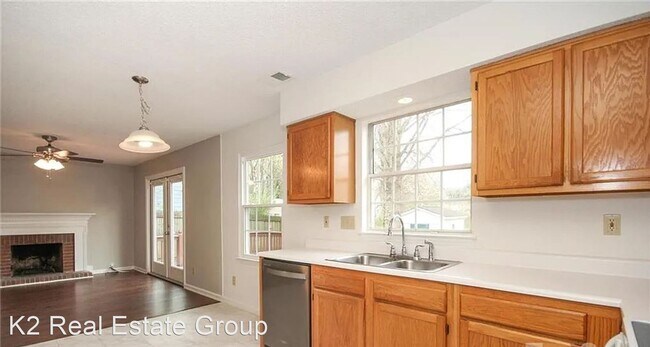 Building Photo - 3 br, 2.5 bath House - 9229 Oren Thompson Rd