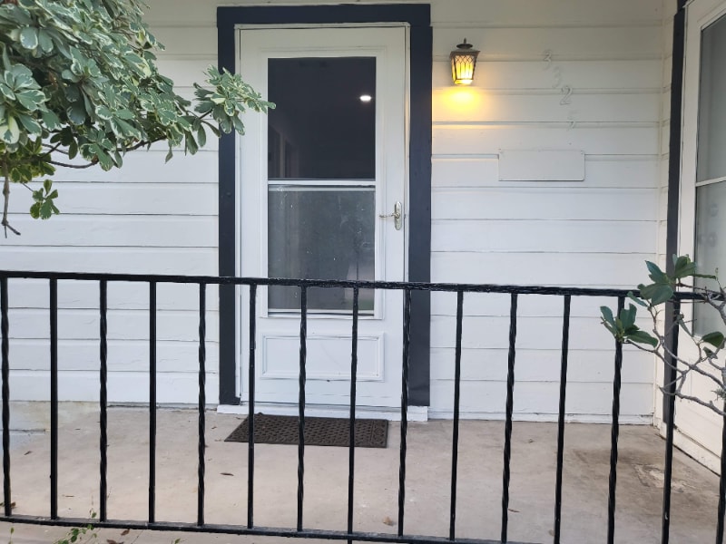 Building Photo - 3325 Tampa St