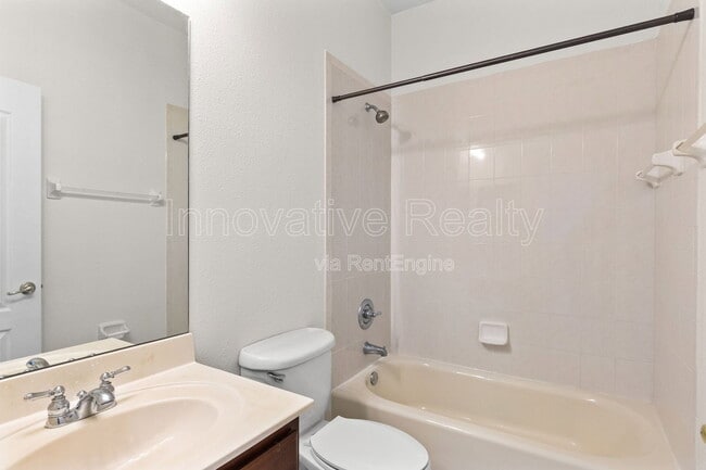 Building Photo - 17321 Promenade Dr