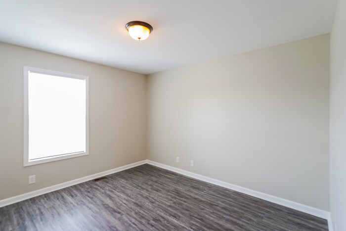 Building Photo - 1423 Jenny Ln