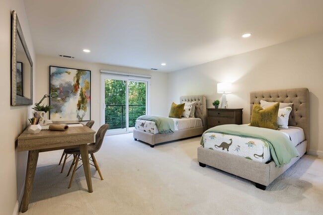 Building Photo - Meticulously Upgraded Los Altos Estate on Over an Acre