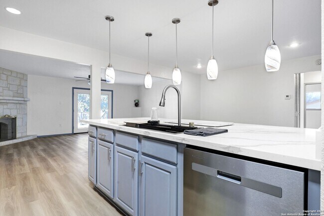 Building Photo - 12614 Moss Hollow Ct