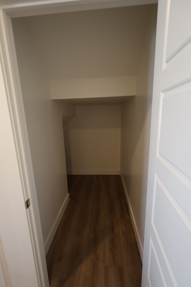 Building Photo - 51 W 440 N