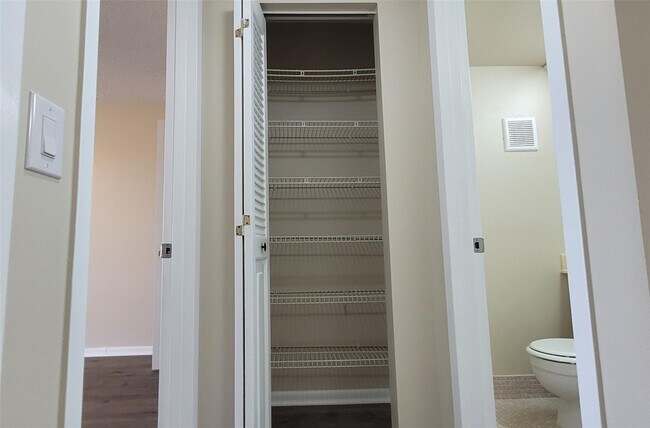 Building Photo - 4070 Exeter