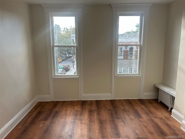 Building Photo - 88-23 85th St