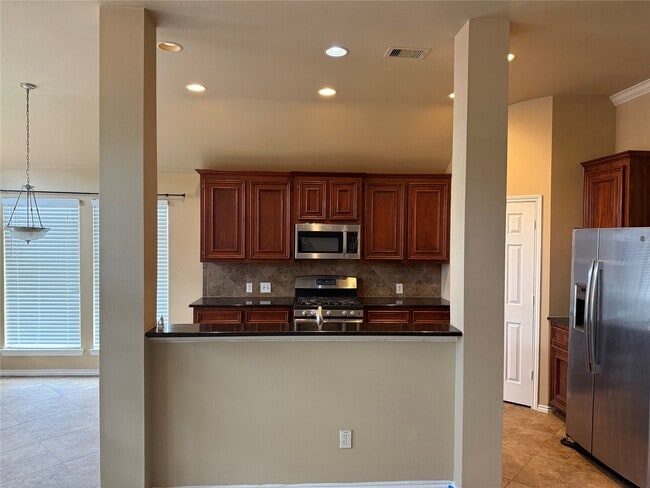 Building Photo - 4418 Long Creek Dr