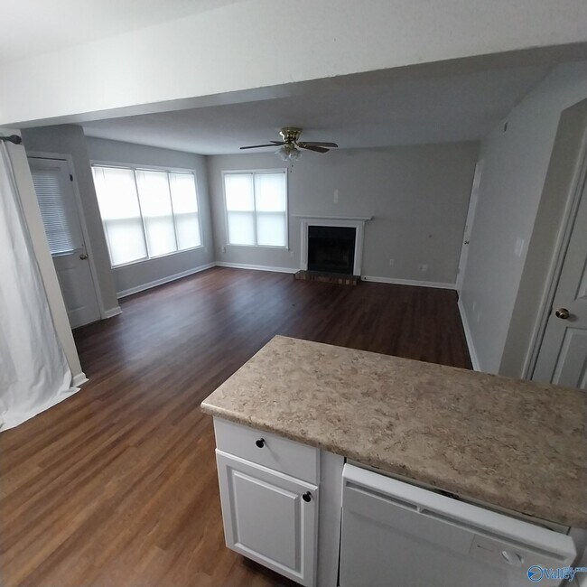Building Photo - 12009 Sugar Mill Cir