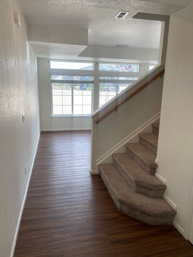 Building Photo - 4406 N Quatar Ct