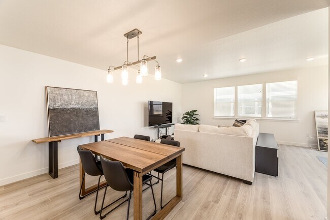 Building Photo - 12996 S Spook Gulch Ct