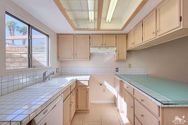 Building Photo - 424 Tava Ln