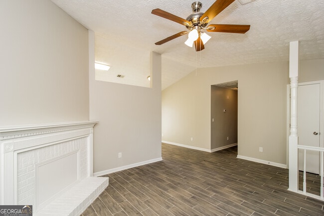 Building Photo - 10416 Larrack Ct