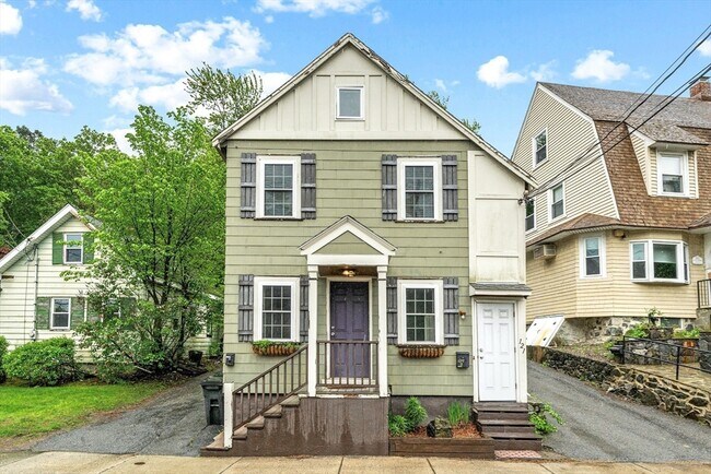 Building Photo - 121 Franklin St