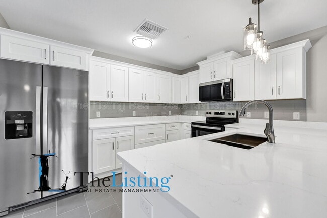 Building Photo - 39 SE 15th Terrace