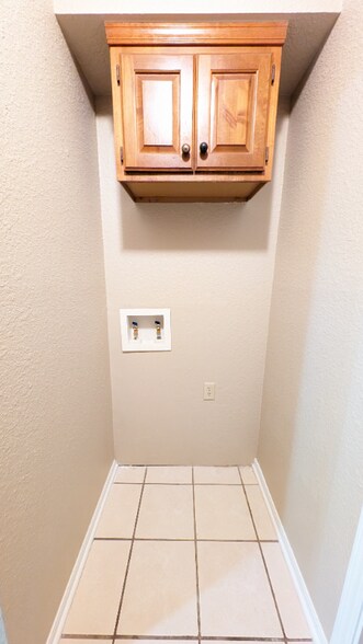 Building Photo - 7126 NW 115th St