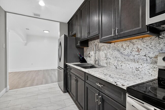 Building Photo - 40 NW 68th St