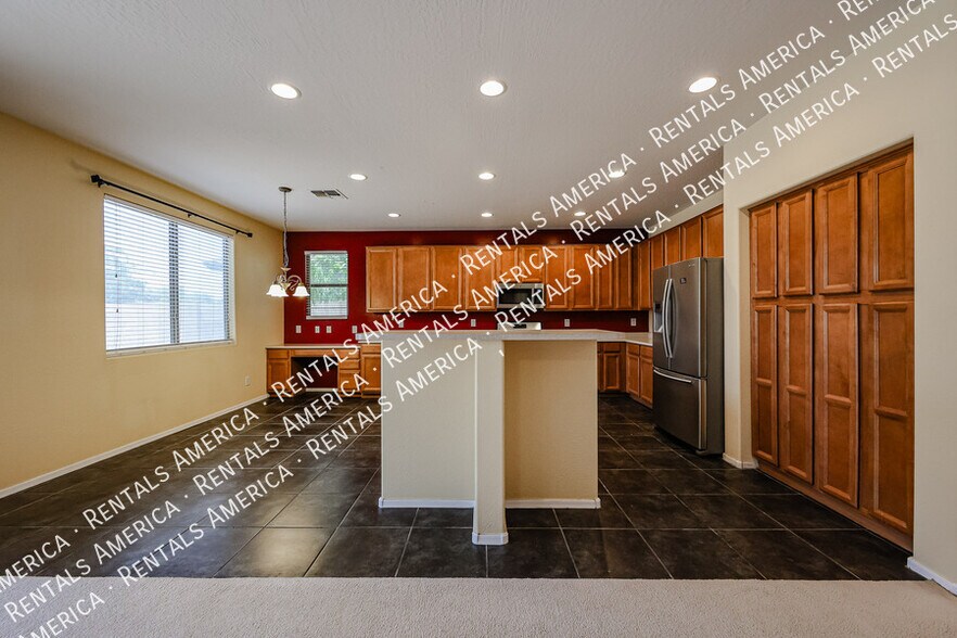 Building Photo - 4429 W Paseo Way