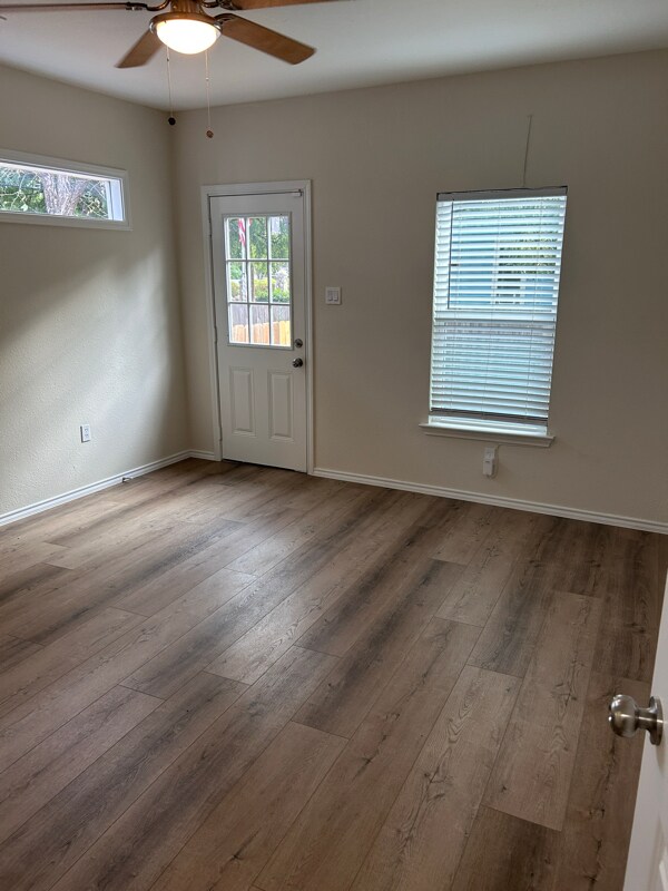 Building Photo - 502 Potomac St