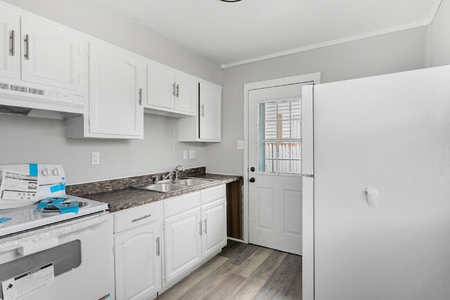 Building Photo - 1404 Wilber St