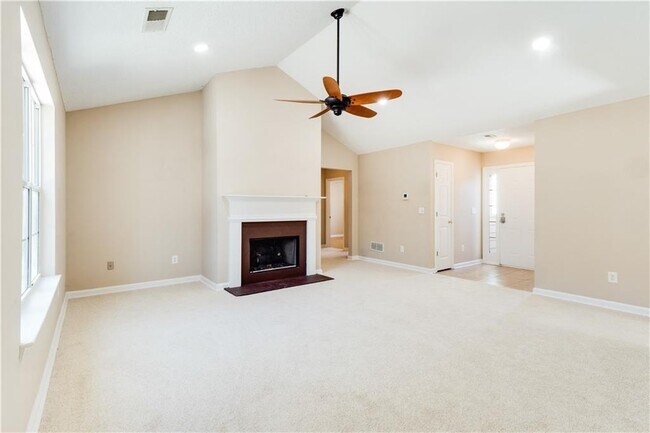 Building Photo - 4209 Zephyrhills Dr