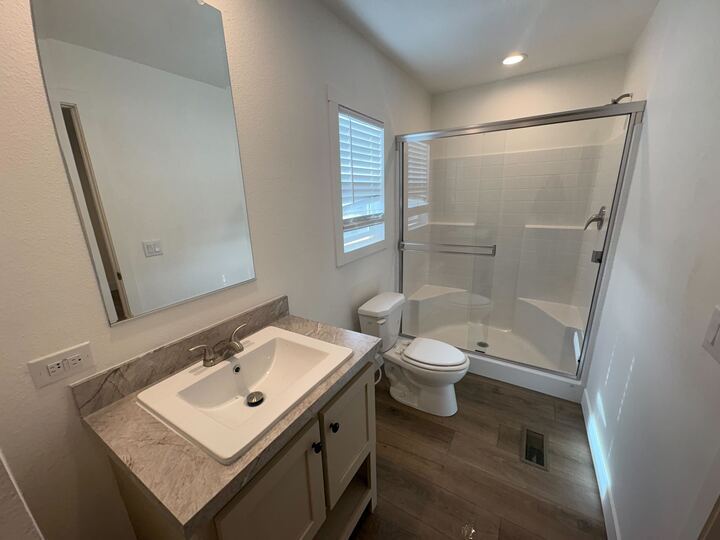 Building Photo - 2060 N Center St