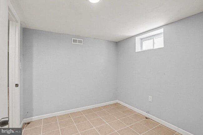 Building Photo - 1123 Elbank Ave