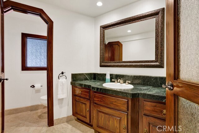 Building Photo - 266 Canyon Acres Dr