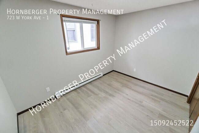 Building Photo - 723 W York Ave
