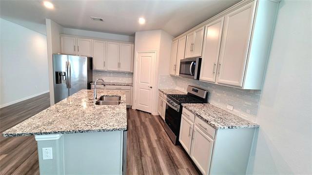 Building Photo - 263 Sunshine Ln