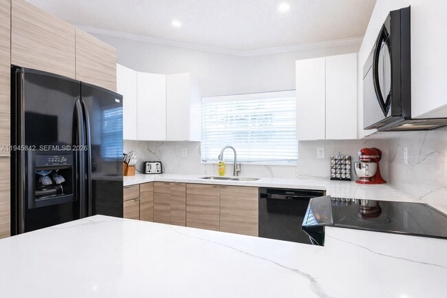 Building Photo - 11291 SW 62nd Terrace