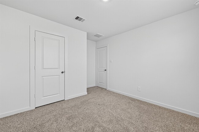 Building Photo - 3518 Blue Mockingbird St