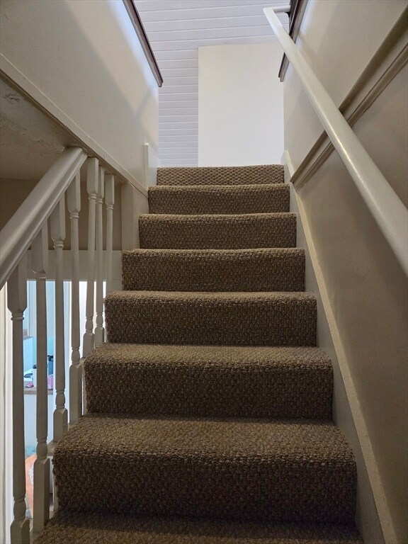 Building Photo - 11 Fuyat St